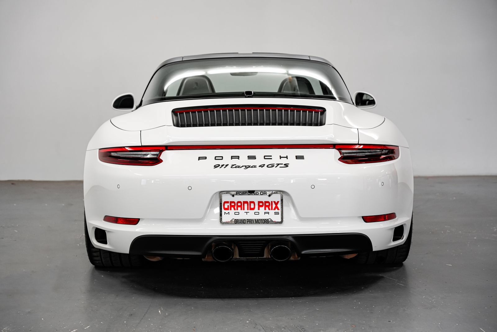 Used 2019 Porsche 911 Targa 4 GTS w/ GTS Interior Package AWD/4WD image 5