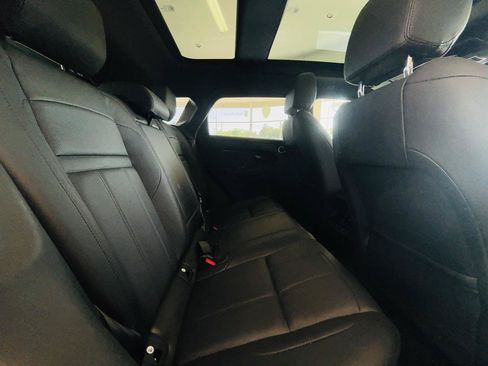 Used 2025 Land Rover Range Rover Evoque S AWD/4WD image 34