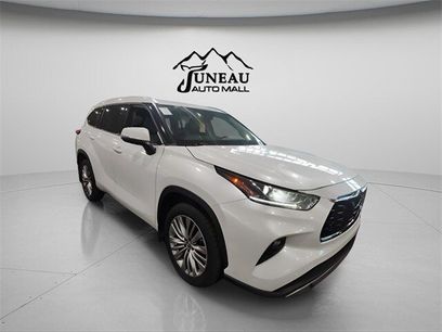 Used 2022 Toyota Highlander Limited