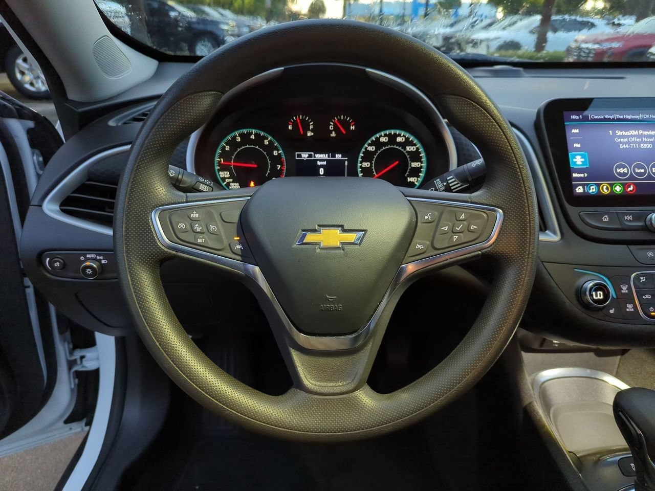 Used 2024 Chevrolet Malibu LT FWD image 10