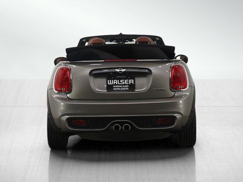 Used 2018 MINI Cooper S image 4