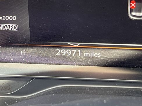 Used 2023 INFINITI QX60 Sensory w/ Vision Package image 24