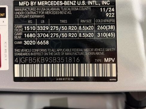 Certified 2025 Mercedes-Benz GLE 450 4MATIC image 25