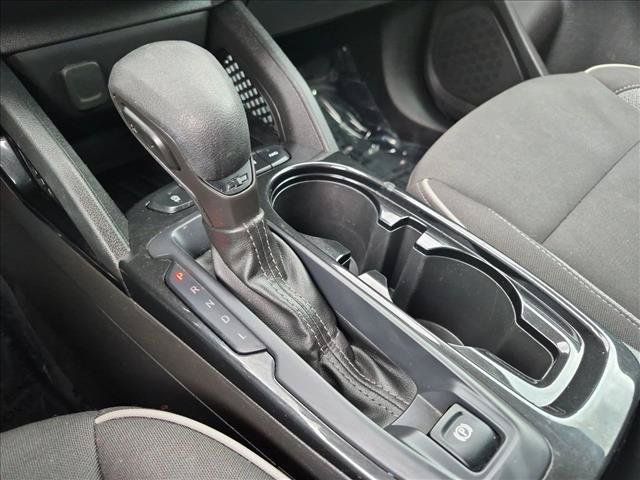Used 2025 Chevrolet TrailBlazer LT AWD/4WD image 12