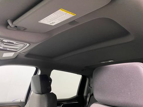 Certified 2025 Chevrolet Silverado 1500 LT AWD/4WD image 24