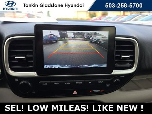 Used 2020 Hyundai Venue SEL w/ Convenience Package image 17