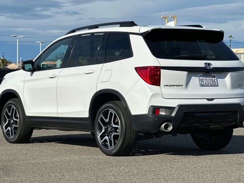 Certified 2023 Honda Passport Elite image 5