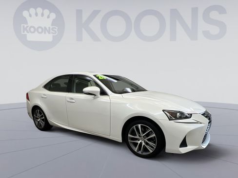 Used 2020 Lexus IS 300 w/ Accessory Package 2 RWD image 10