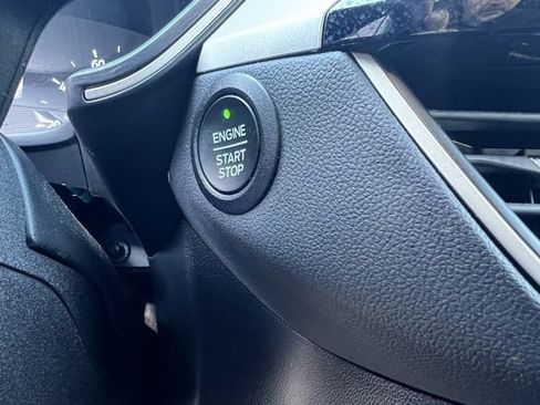 Used 2022 Ford Escape SEL image 30