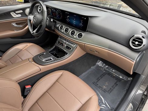 Used 2023 Mercedes-Benz E 450 E 450 image 32