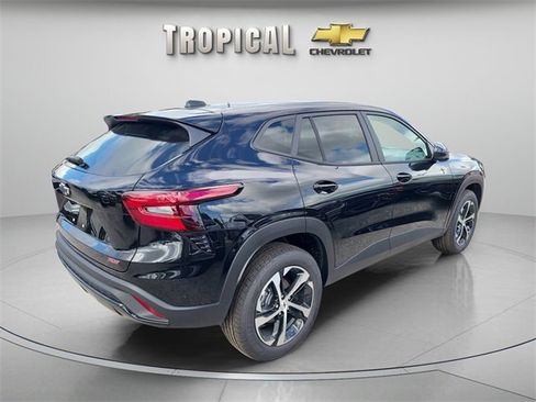 New 2026 Chevrolet Trax RS image 5