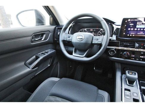 New 2026 Nissan Pathfinder SV FWD image 8