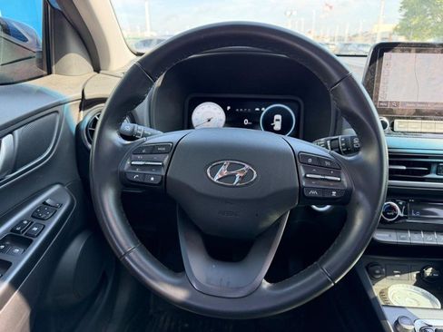Used 2022 Hyundai Kona Limited w/ Cargo Package AWD/4WD image 11