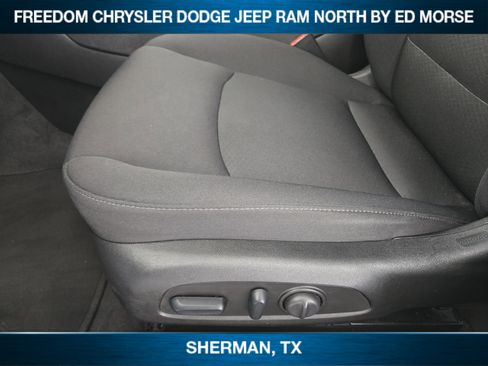 Used 2024 Chevrolet Malibu LT image 18