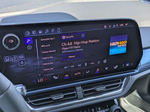 Used 2026 Chevrolet Equinox EV LT w/ LPO, All-Weather Mat Package image 16