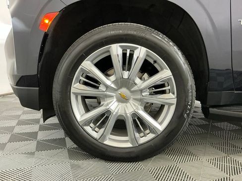 Used 2023 Chevrolet Tahoe High Country RWD image 32