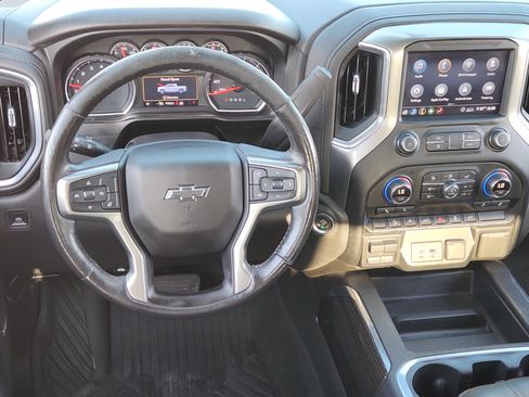 Used 2020 Chevrolet Silverado 1500 RST w/ Texas Edition AWD/4WD image 27