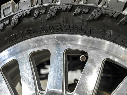 Used 2022 Ford F450 Platinum w/ FX4 Off-Road Package image 69