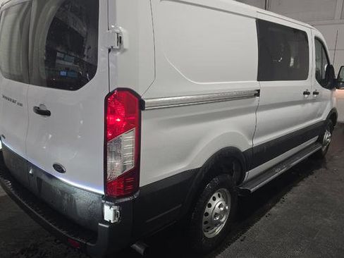 Used 2023 Ford Transit 250 Low Roof AWD w/ Exterior Upgrade Package image 4