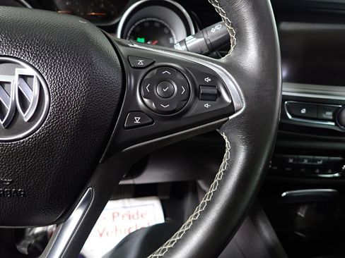 Used 2018 Buick Regal Preferred w/ Sights and Sounds Package FWD image 26