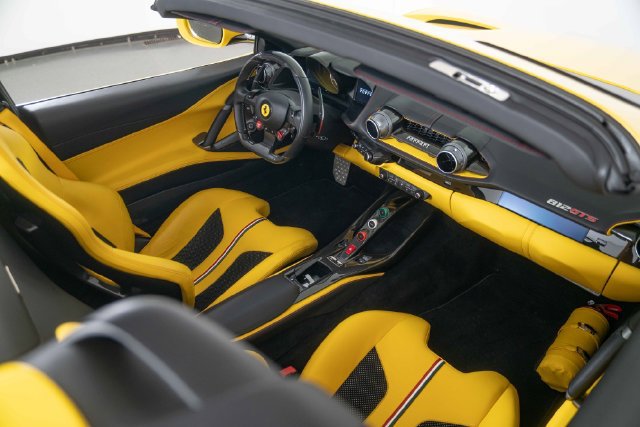 Used 2023 Ferrari 812 GTS RWD image 24