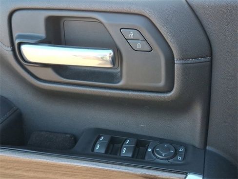 Used 2019 Chevrolet Silverado 1500 LT w/ All-Star Edition image 22