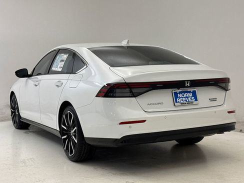 New 2026 Honda Accord Touring image 7