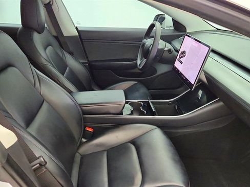 Used 2019 Tesla Model 3 Standard Range Plus RWD image 27