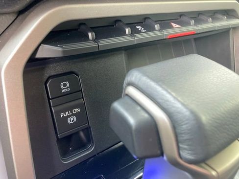 Used 2022 Toyota Tundra SR5 image 38