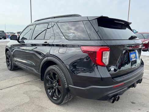 Used 2020 Ford Explorer ST w/ ST Street Pack image 5