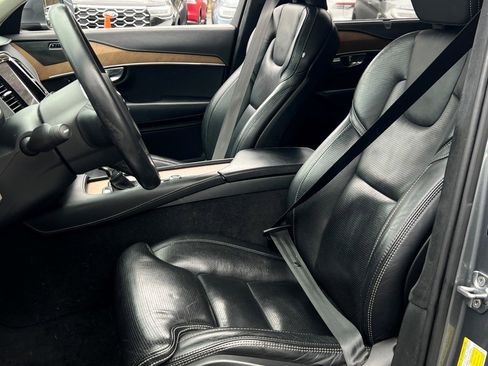 Used 2019 Volvo XC90 T6 Inscription w/ Luxury Package image 19