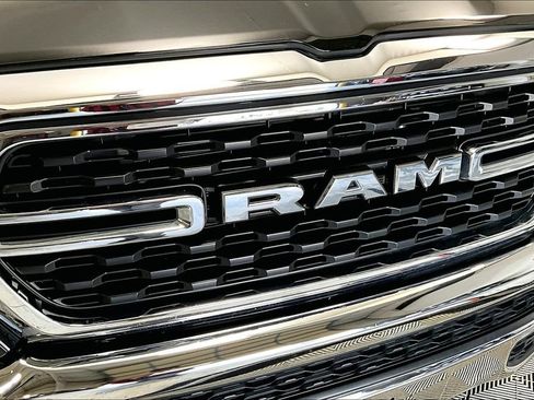 Used 2022 RAM 1500 Big Horn image 28