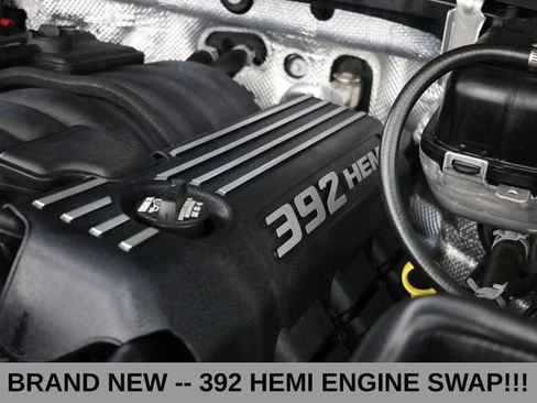 Used 2025 Jeep Wrangler Unlimited Sport AWD/4WD image 7