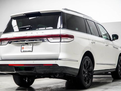 Used 2023 Lincoln Navigator Reserve AWD/4WD image 12