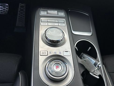 Used 2023 Genesis GV70 2.5T w/ Sport Prestige Package AWD/4WD image 33
