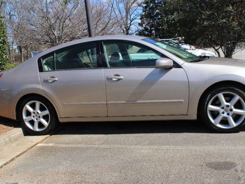 Used 2006 Nissan Maxima 3.5 SE image 3
