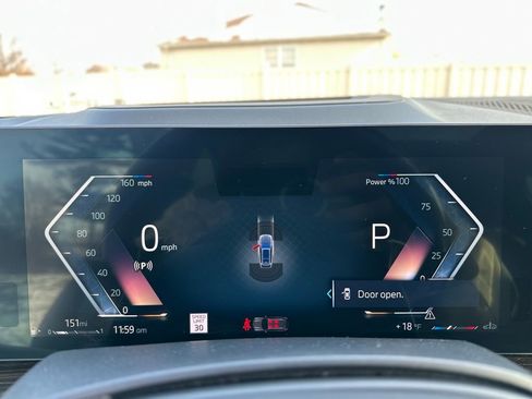 Certified 2024 BMW X7 xDrive40i w/ M Sport Package image 39