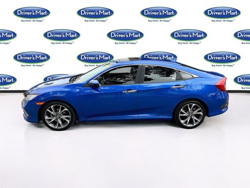 Used 2019 Honda Civic Touring image 5