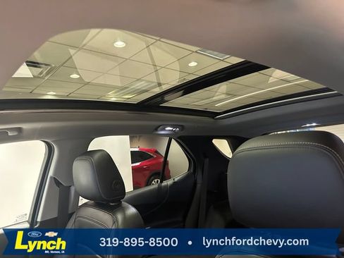 Used 2019 Chevrolet Equinox Premier FWD image 4