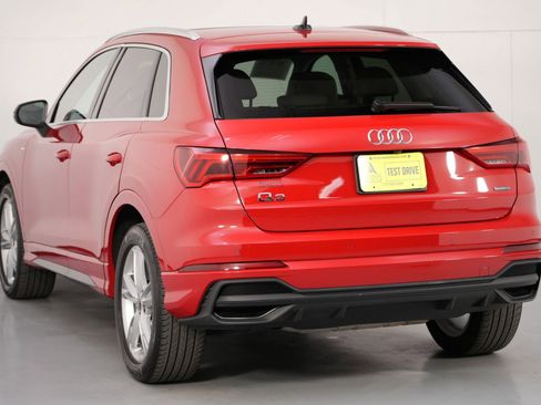 Used 2023 Audi Q3 2.0T Premium Plus image 49