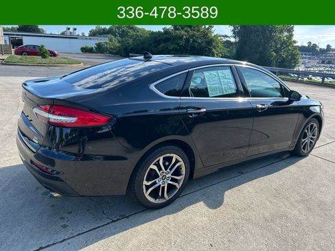 Used 2019 Ford Fusion SEL FWD image 5