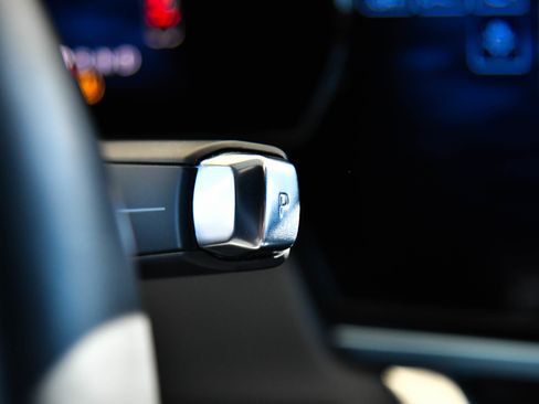 Used 2025 Chevrolet Equinox EV LT w/ Convenience Package image 38