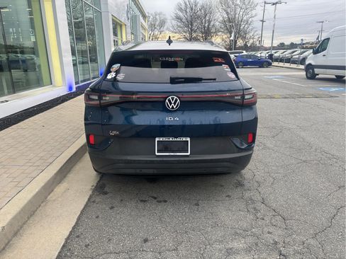 Used 2023 Volkswagen ID.4 Pro image 6