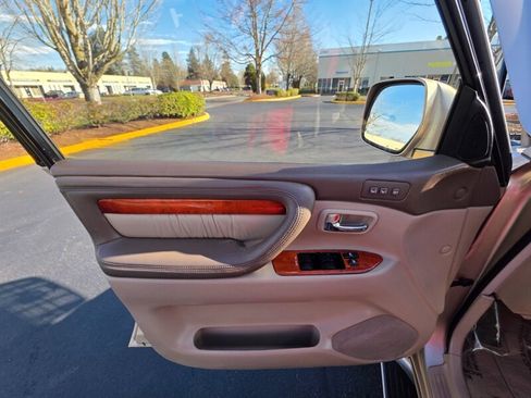Used 2000 Lexus LX 470 4WD image 51