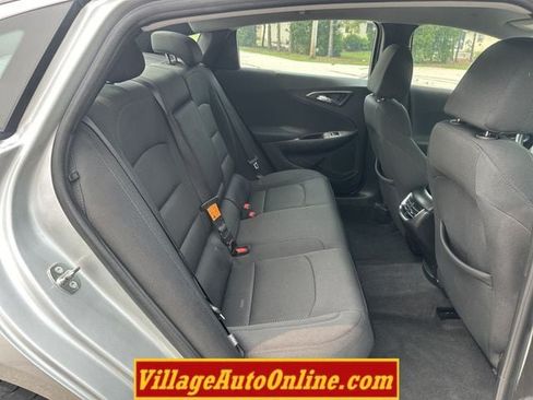 Used 2016 Chevrolet Malibu LT FWD image 32