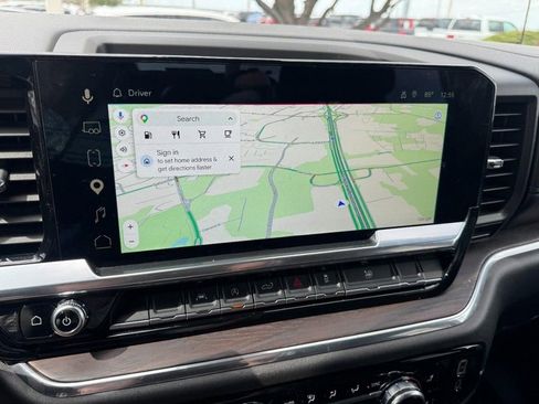 Used 2025 GMC Sierra 1500 SLT image 21