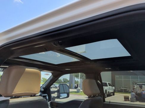 Used 2024 Ford F350 Lariat w/ Lariat Ultimate Package AWD/4WD image 23