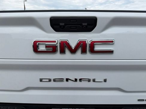 Used 2025 GMC Sierra 2500 Denali w/ Denali Reserve Package AWD/4WD image 7