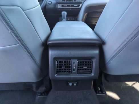 Used 2025 Toyota Camry SE image 26