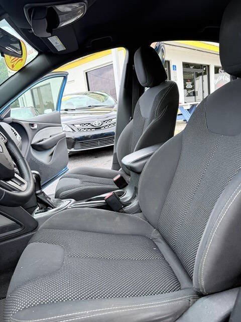 Used 2015 Dodge Dart SXT FWD image 10